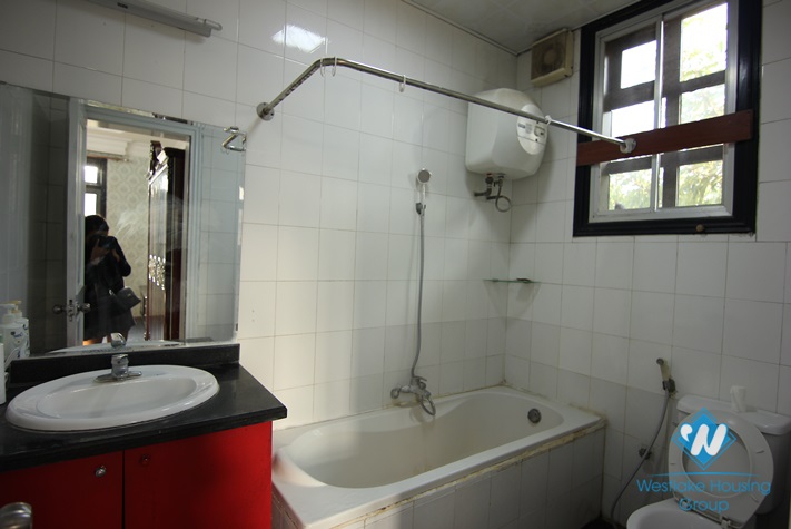 Spacious detached villa to rent in Tay Ho diplomats' compound